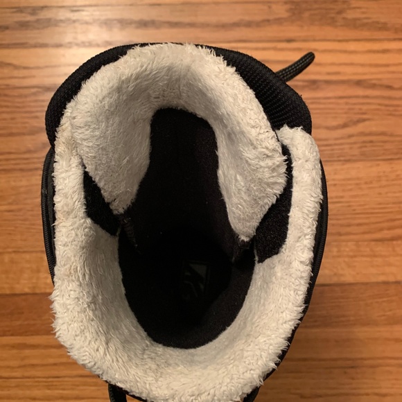 K2 Snowboard Boots - Only Worn 3 Times! - Picture 4 of 5